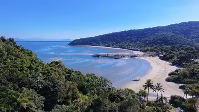 Sequência é de fotos tirada do Farol das encantadas do trapiche das encantadas do lanço do campo da bacia da sereia e da Prainha de encantadas Todas e